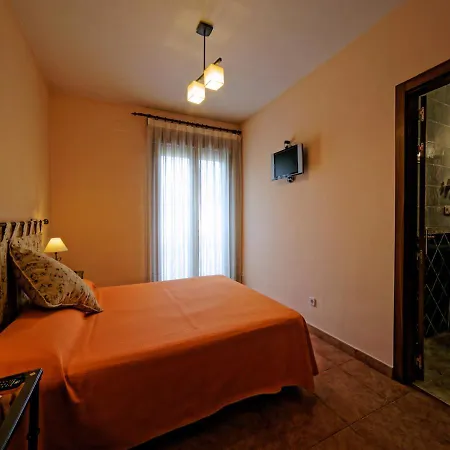 Country house Rural El Tejar Layos